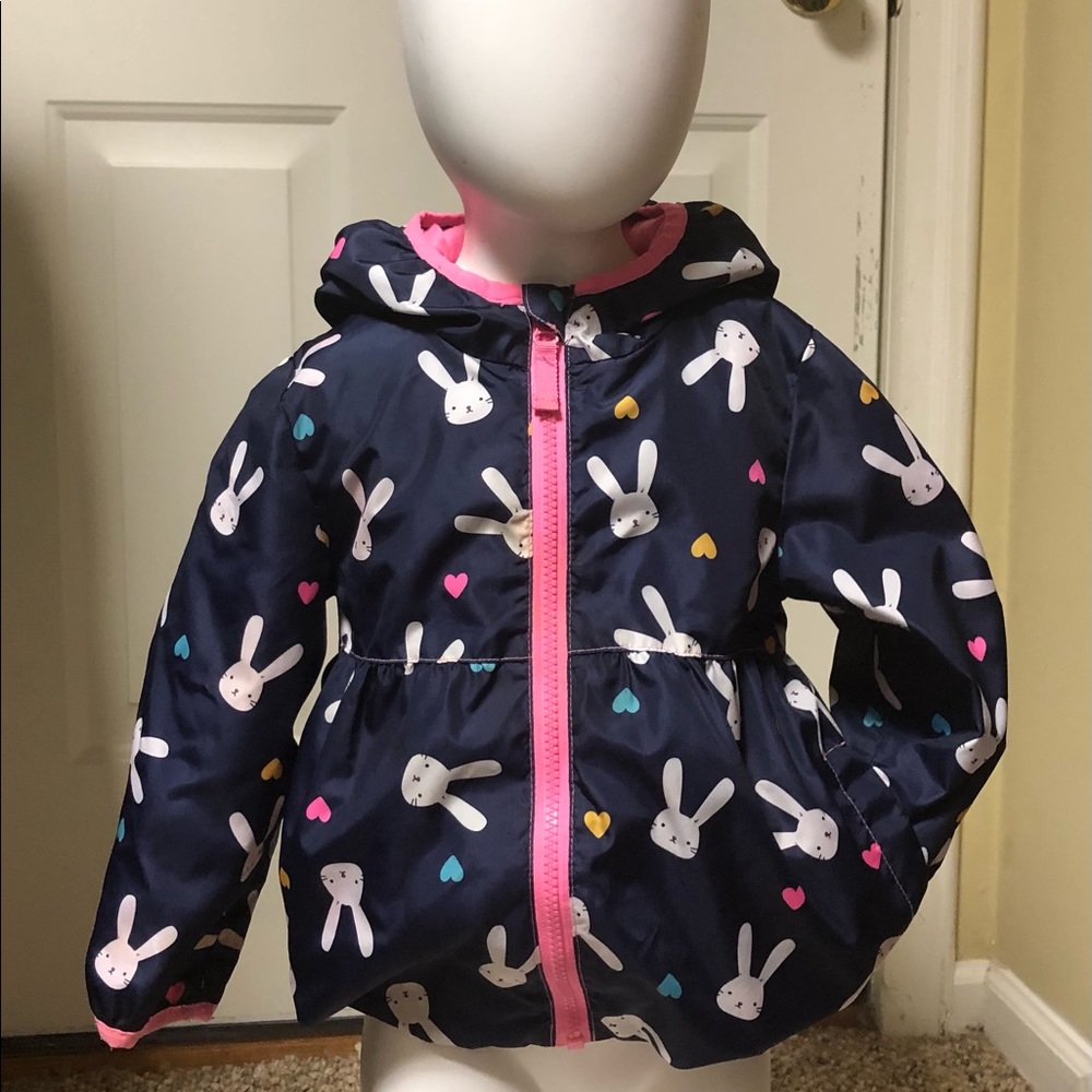 Water resistant lightweight jacket